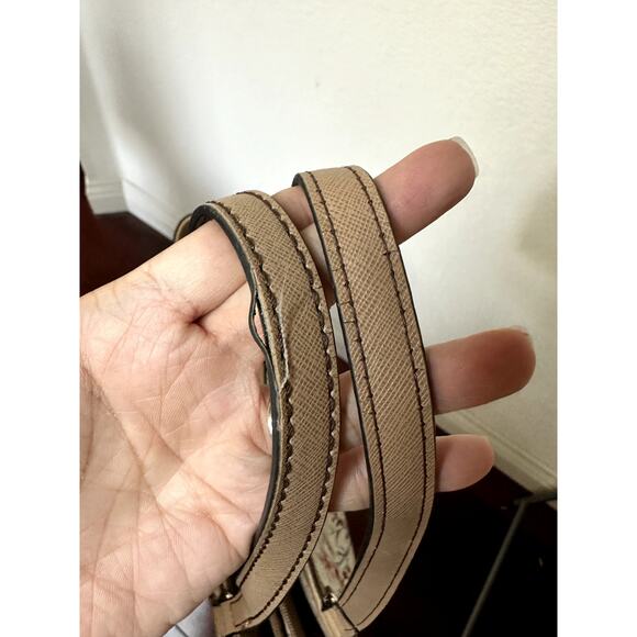 GUESS White & Pink Floral G-Logo Shoulder Purse - Picture 12 of 12